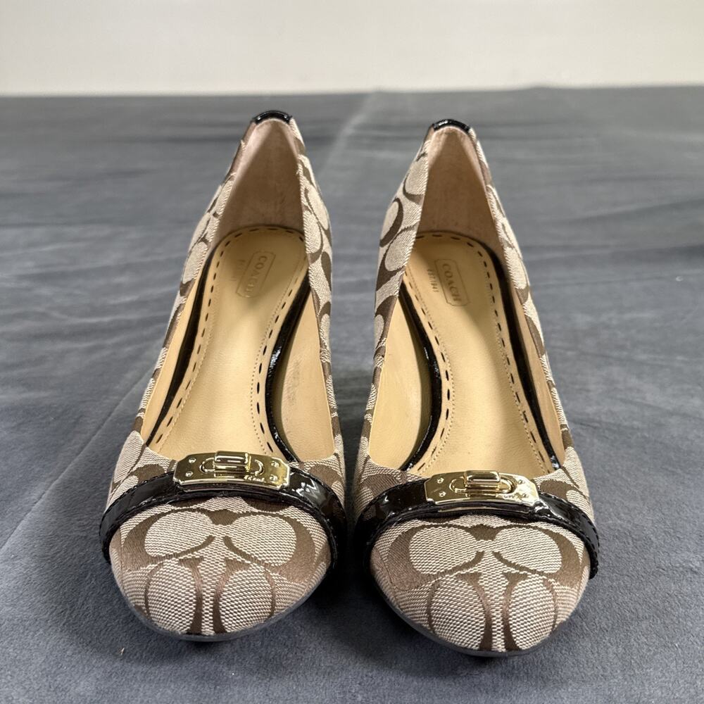 2pr. Coach Wanda Monogram Beige & Black Heel Pumps Women's Size 9B Bnfts Charity - Picture 2 of 16